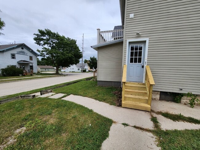 Photo - Large Lower with Garage
Water Included! Unit LOWER