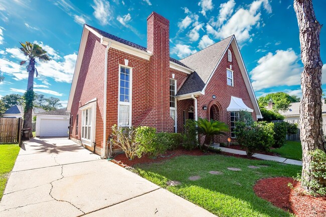 Photo - 14810 Charlmont Dr