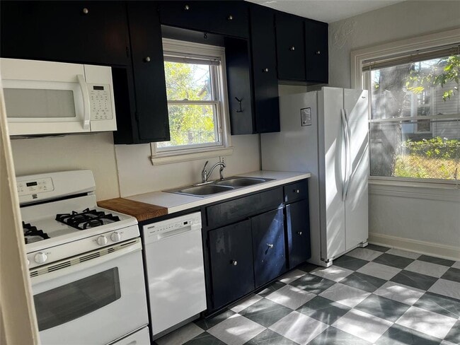 Photo - 1615 Maggie Mayes St