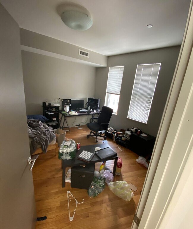 Photo - Beautiful 4 bed 2.5 bath in Allston....