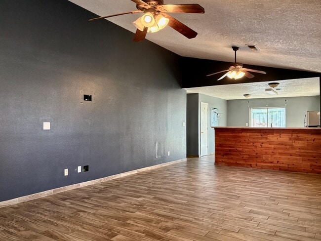 3617 Cameo Dr