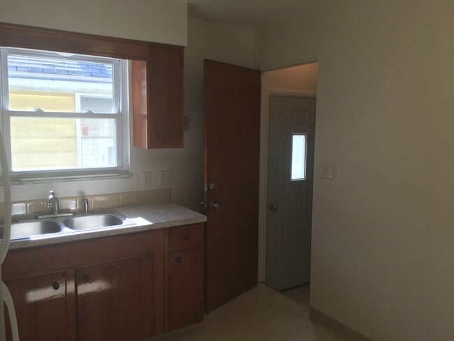 Photo - Central Air 2 Bedroom