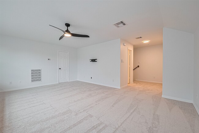 Photo - 1514 Olive Park