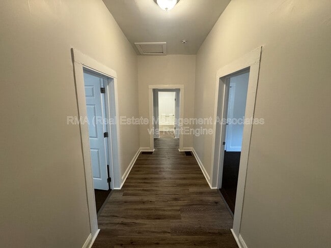 Photo - 525 N 8th St