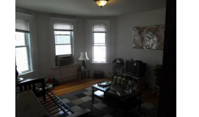 Photo - 36 Brackett St Unit 3