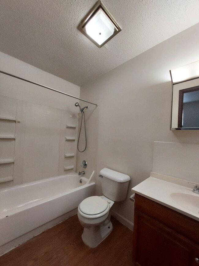 Photo - 47 Spring St Unit B