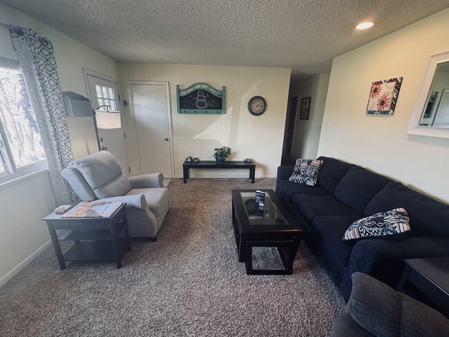 Photo - 100 Lawley Dr