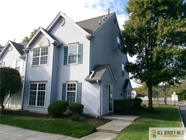 Photo - 153 Susan Ct