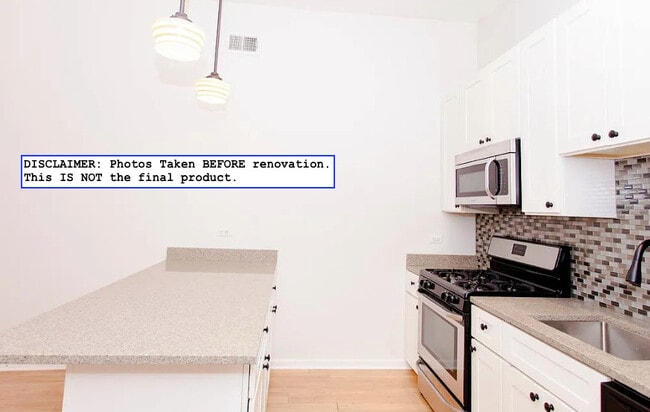 Photo - 935-937 W Armitage Ave