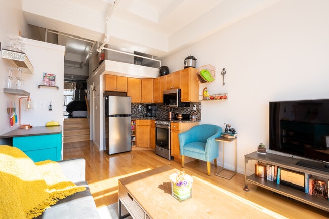 Photo - 12 Stoneholm St Unidad 316