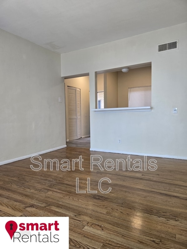 Photo - 4304 Fairview Ave