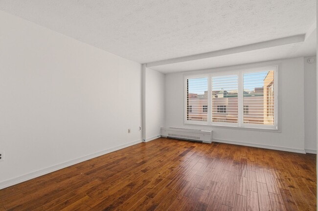 Photo - 1440 N Street NW