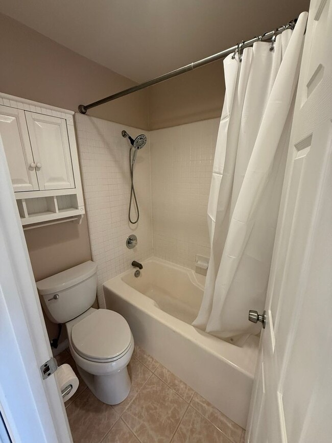 Photo - Beautiful Condo Located in the Heart Of Ca...