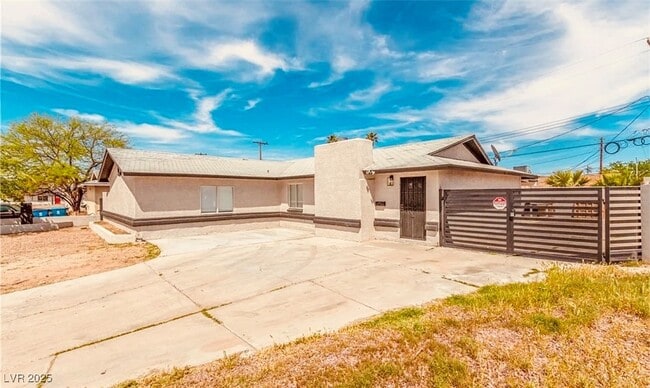 Building Photo - 5372 Princess Jean St