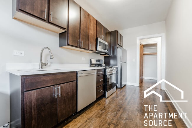 Photo - 1606 W Berwyn Ave Unit 2