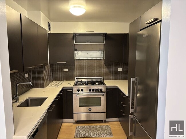 Building Photo - East 39th Street Rental