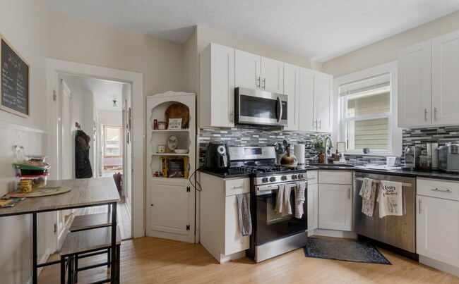 Photo - 19 Malvern Ave Condo Unit 2