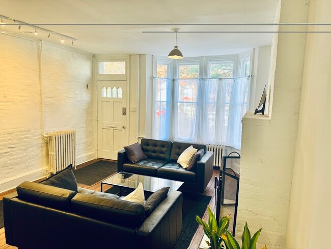 Photo - 1418 T St NW