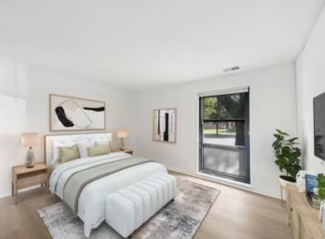 Photo - 1405 Veterans Hwy Unidad X5