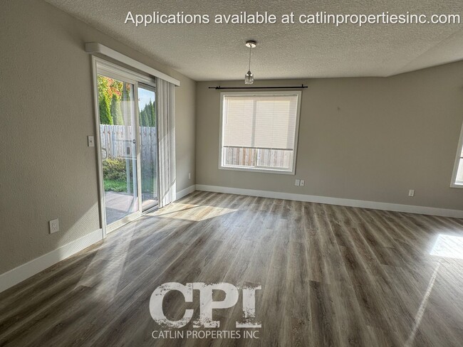 Photo - 119 Penny Ln