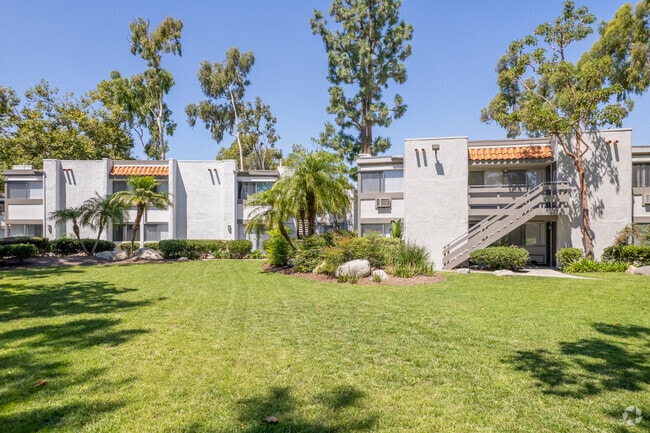 Pacific Woods Apartments