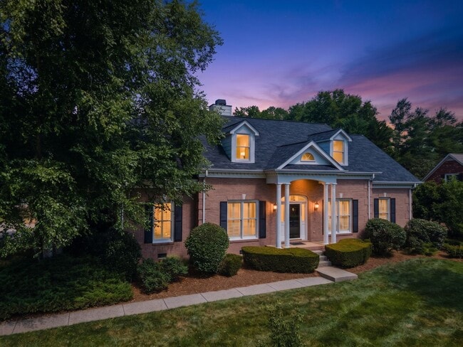 Photo - 2008 Hunterwood Dr