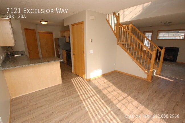 Photo - 7121 Excelsior Way