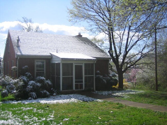 Photo - Charming 2 Bedroom House Downtown