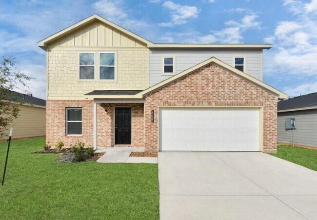 Building Photo - 15665 Briar Frst Dr Rental