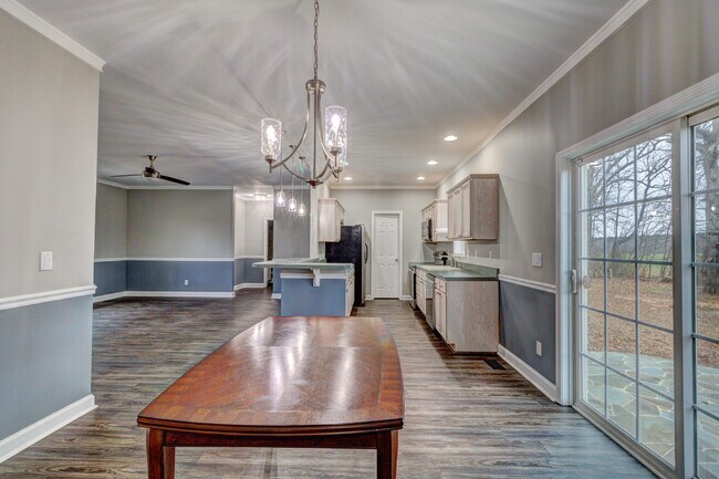 Photo - 4921 CR Wood Rd