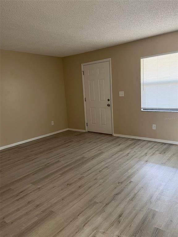 Photo - 305 Helena Ct