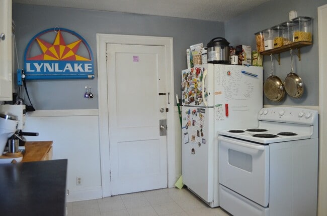 Photo - 5000 Lyndale Ave S Unidad 2nd Floor