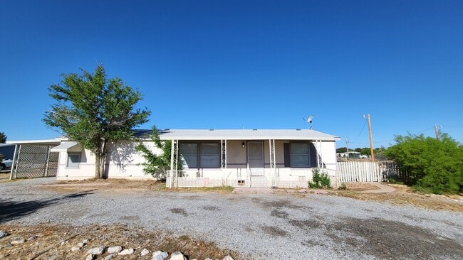 Photo - CONESTOGA COUNTRY ESTATES - Conestoga Parkway