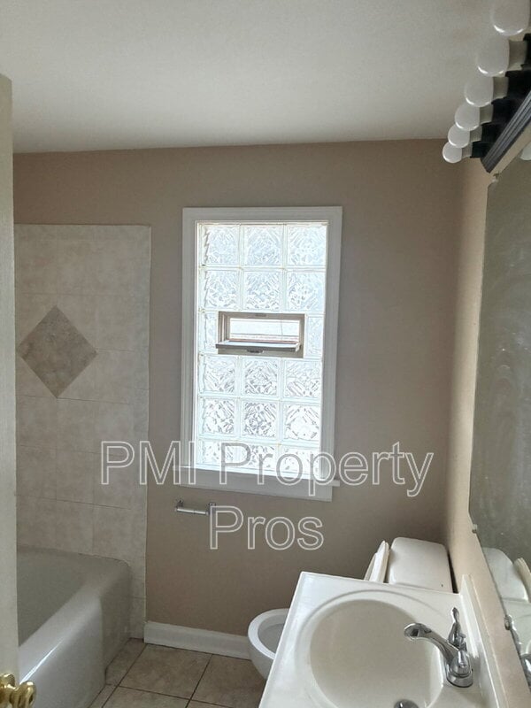 Photo - 4626 N 39th St