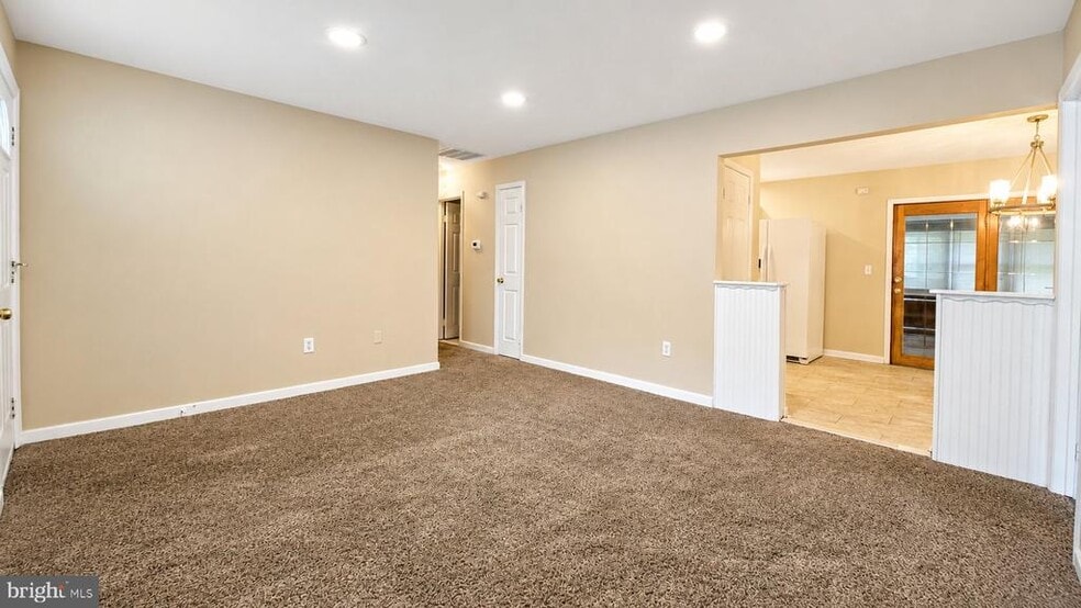 4409 Bishopmill Dr