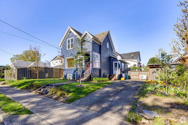 Building Photo - 625 SE 47th Ave Rental
