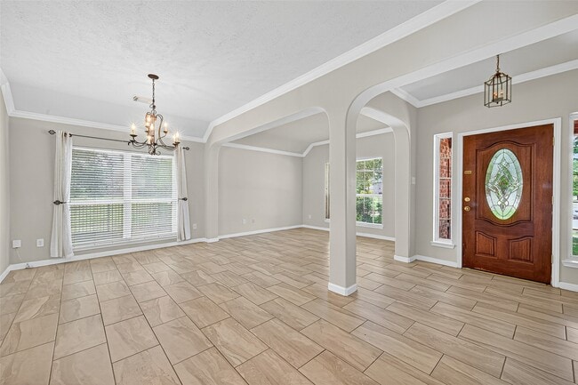 Photo - 7902 Fall Hollow Dr