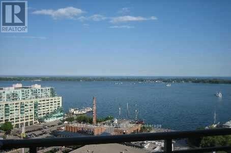 Photo - 230 Queens Quay W Unité 2516