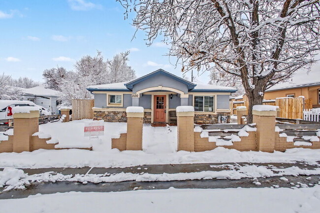 Building Photo - 3130 W Longfellow Pl