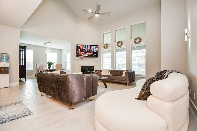 Photo - 3430 Majestic Pne Ln