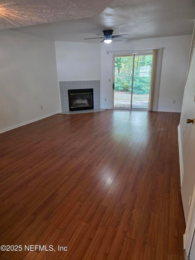 Photo - 4645 Barnes Rd S