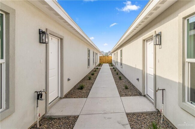 Photo - 13 Briggs Rd Unidad 1