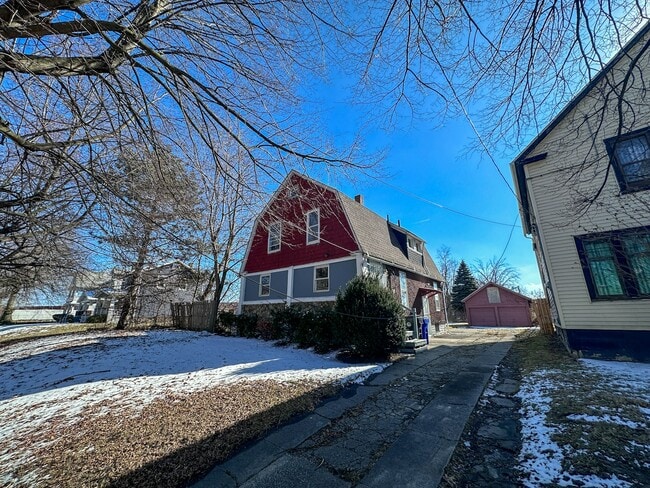 Photo - 14812 Westropp Ave