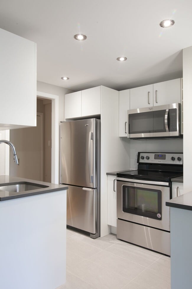 Photo - 1550 Avenue Filion Unit 318