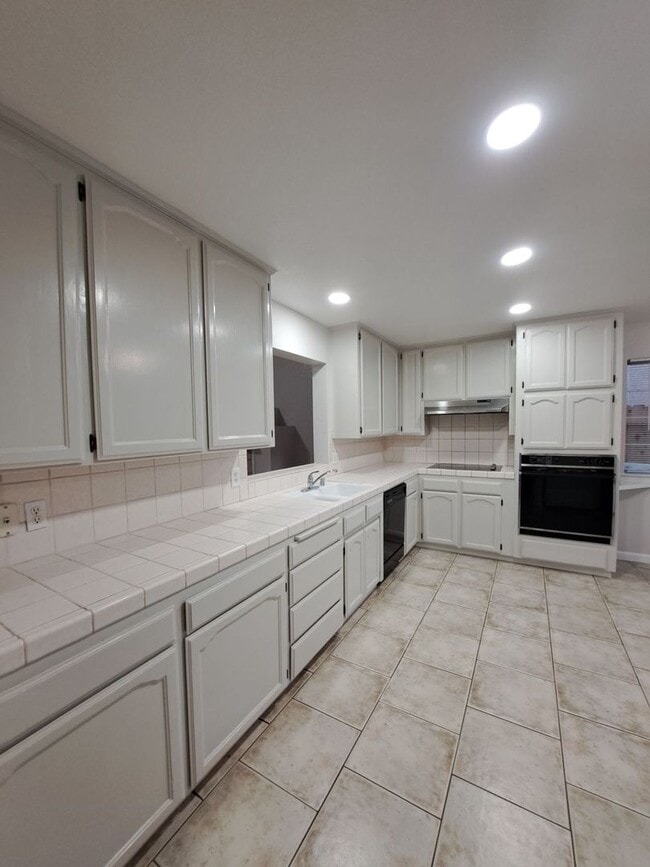 Photo - Beautiful 3-Bedroom Fresno Home with Backyard!