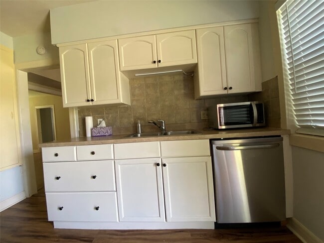 Photo - 1918 Sul Ross St Unit B