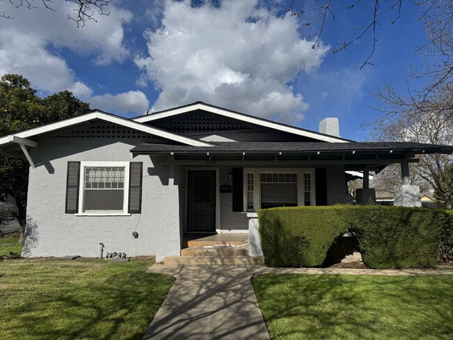 Building Photo - Charming 1-Bedroom Retreat in Merced
