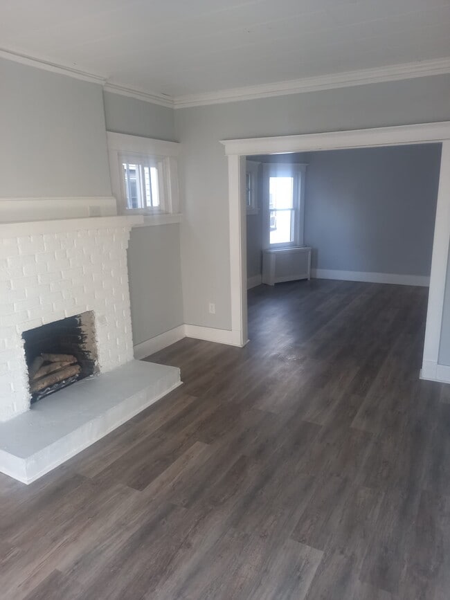 Photo - 183 N Munn Ave