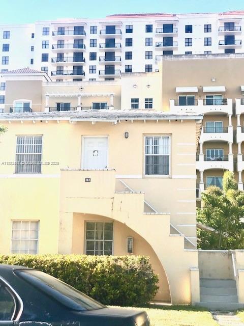 Building Photo - 15 Santillane Ave Unit 3 Rental