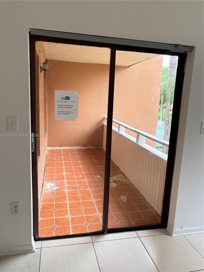 Photo - 17600 NW 68th Ave Unit B2004